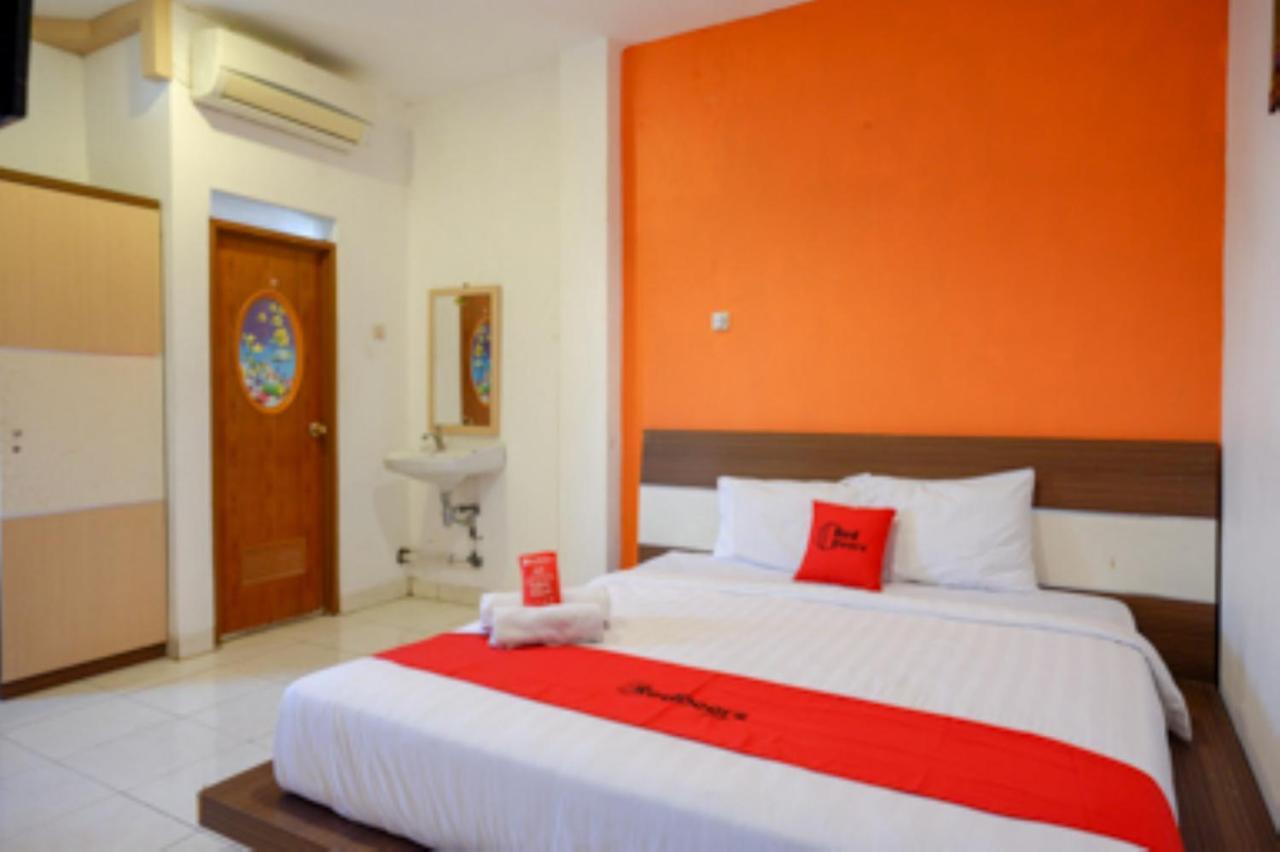 Oyo 1251 Residence 8 Semarang Dış mekan fotoğraf