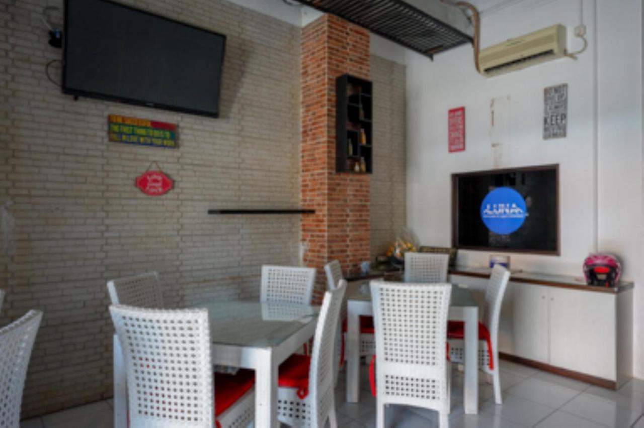Oyo 1251 Residence 8 Semarang Dış mekan fotoğraf