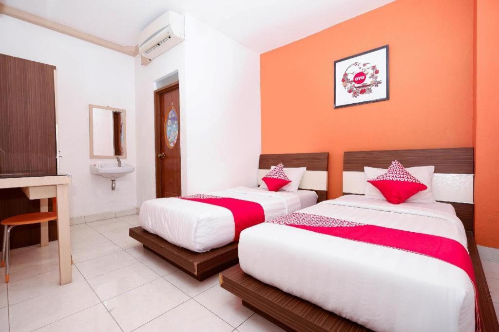 Oyo 1251 Residence 8 Semarang Dış mekan fotoğraf