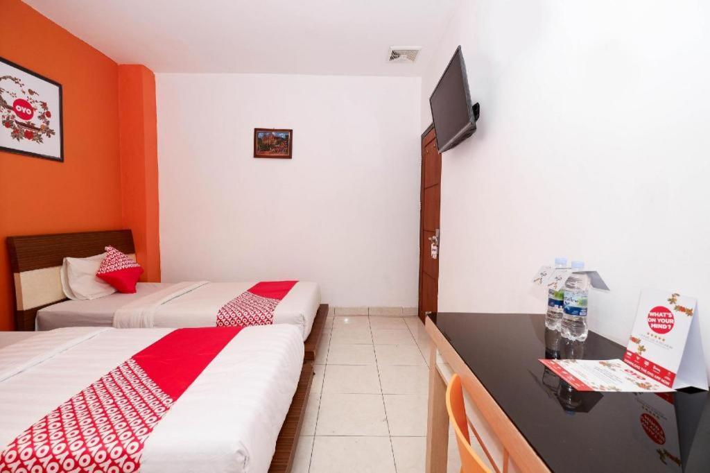 Oyo 1251 Residence 8 Semarang Dış mekan fotoğraf